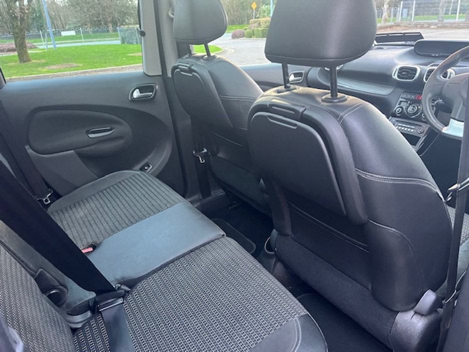 2017 Citroen C3 - image 13