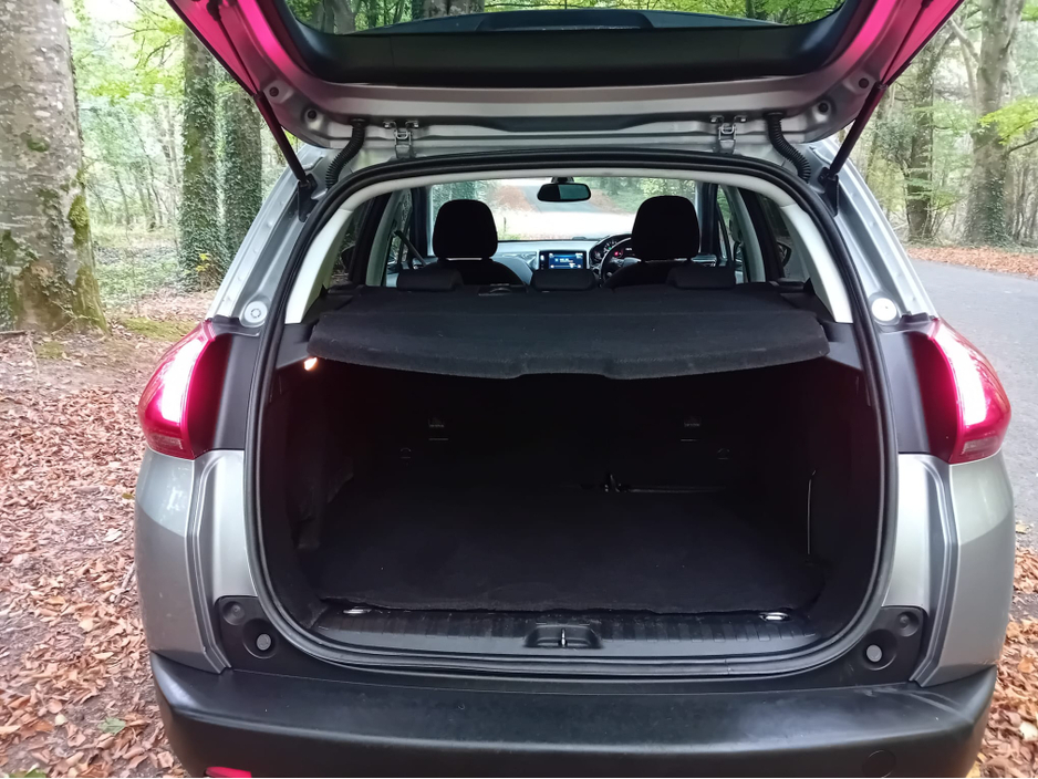 2018 Peugeot 2008 - image 13