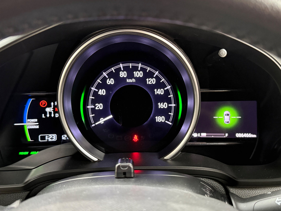 2018 Honda Jazz - image 9