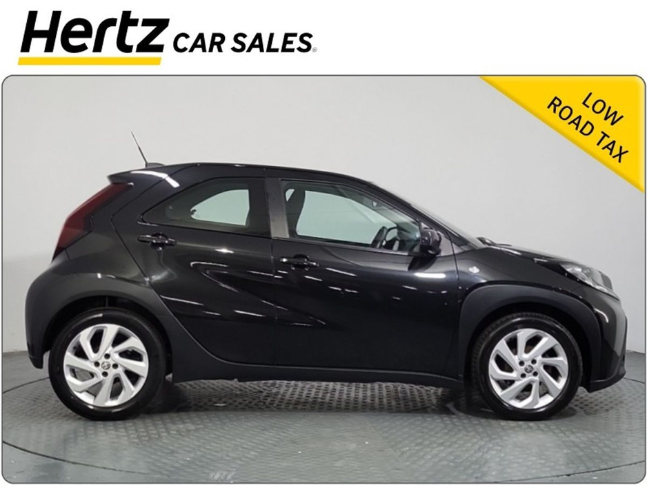 2023 Toyota Aygo X - image 3