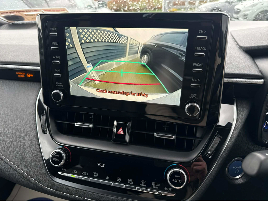 2021 Toyota Corolla - image 13