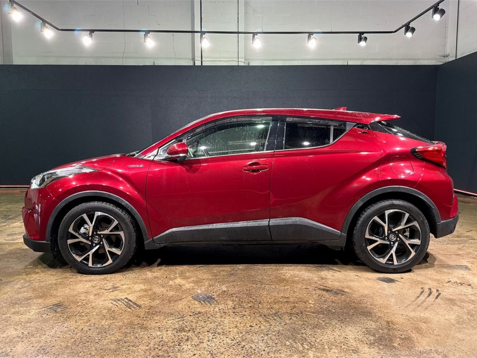 2017 Toyota C-HR - image 6