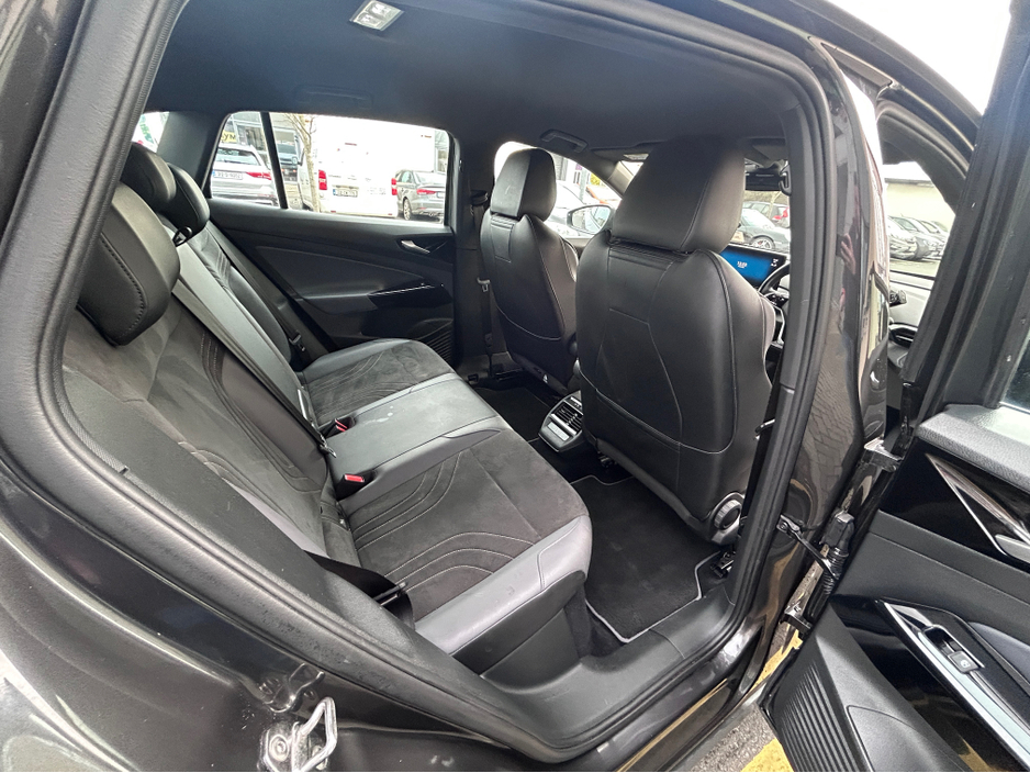 2022 Volkswagen ID.4 PRO 150 KW LIFE 77KWH 204BHP PROPERF €22,995