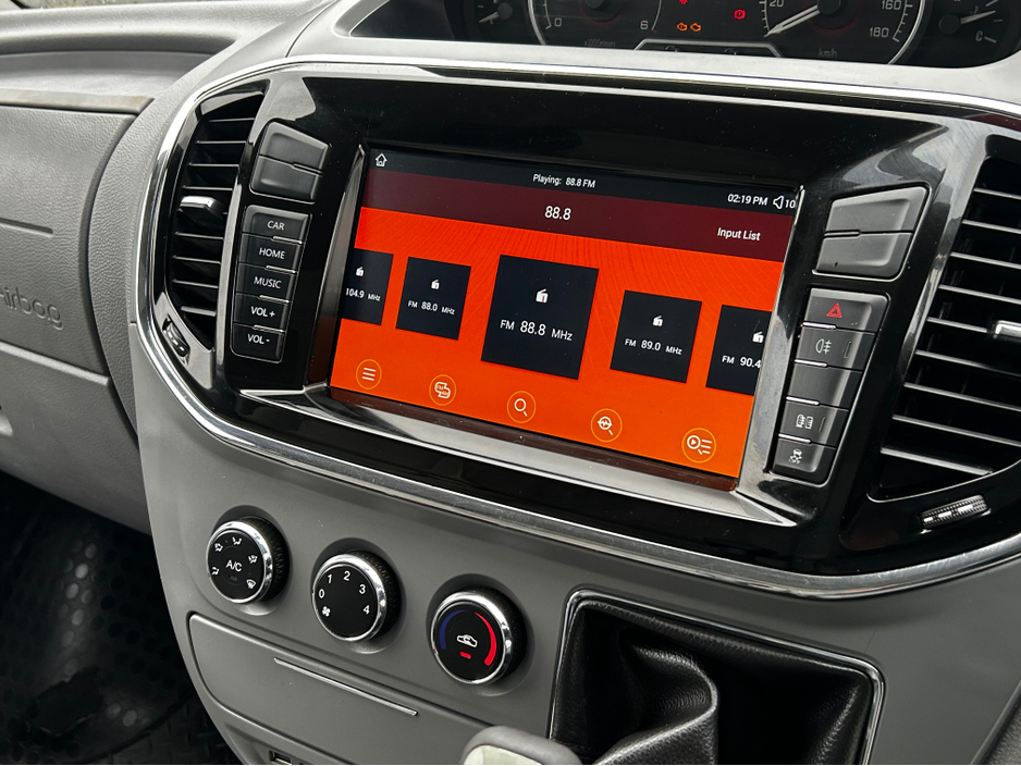 2020 LDV V80 - image 9