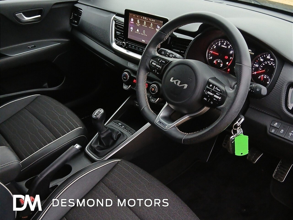 2023 Kia Stonic - image 16