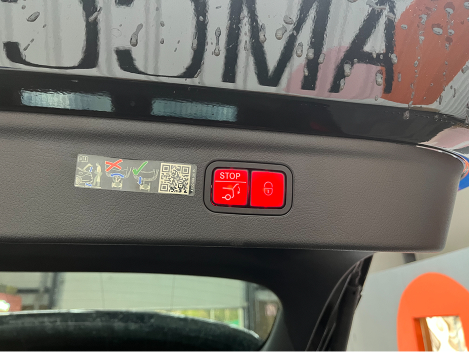 2024 Mercedes-Benz EQE - image 8