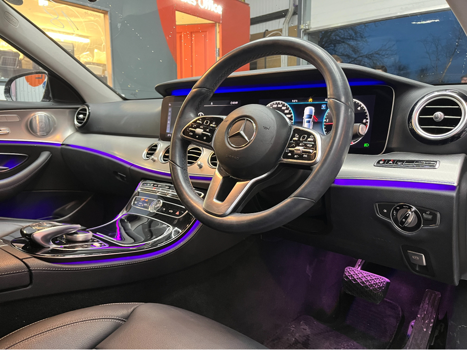 2018 Mercedes-Benz E Class 2018 MERCEDES-BENZ E220D AVANTGARDE 2.0 AUTOMATIC / CRUISE CONTROL / 360° PARKING CAMERA / ELECTRIC MEMORY HEATED FRONT AND REAR SEATS / PADDLE SHIFTERS / APPLE CARPLAY / AMBIENT LIGHTS