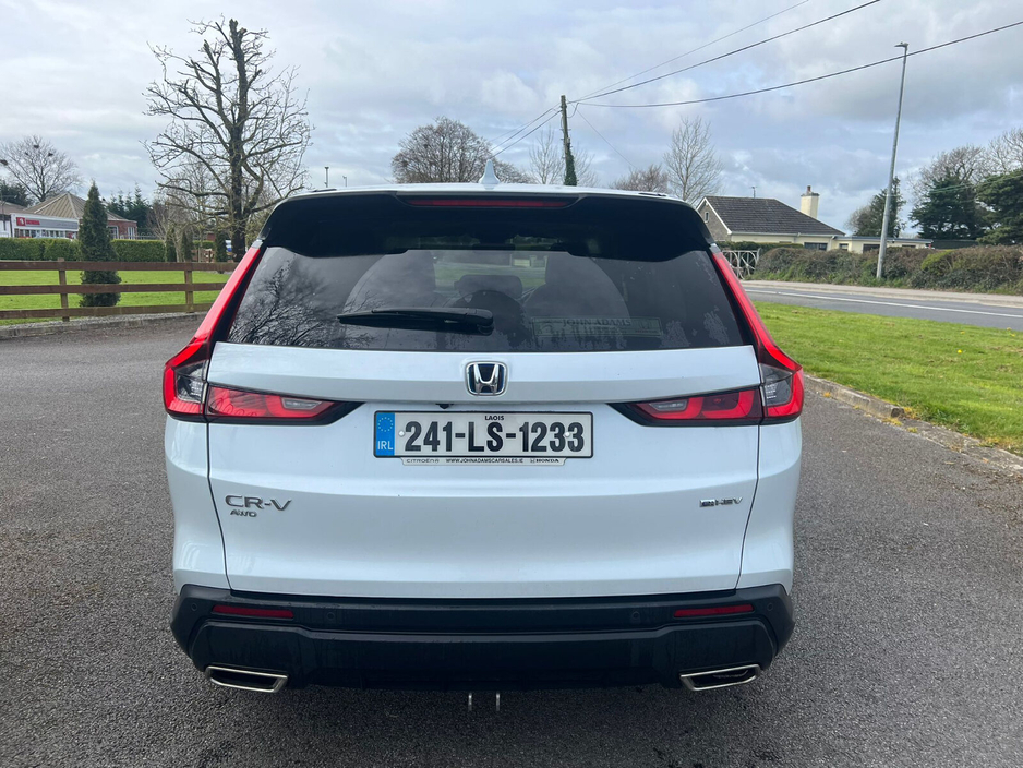 2024 Honda CR-V - image 4