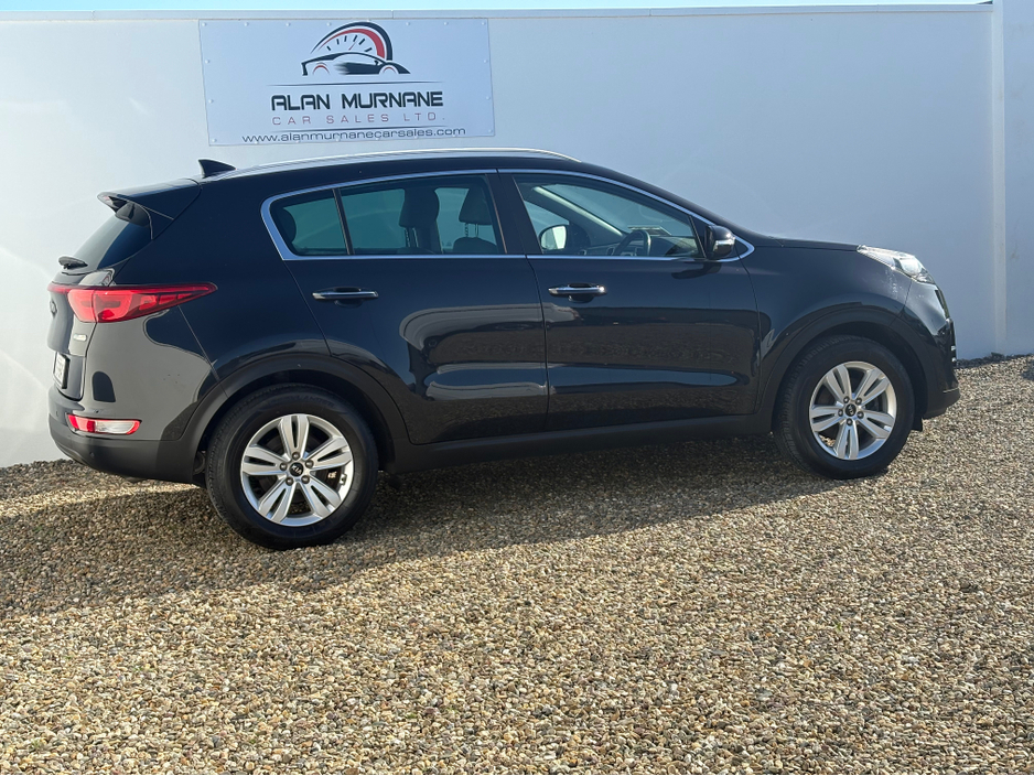 2017 Kia Sportage - image 4