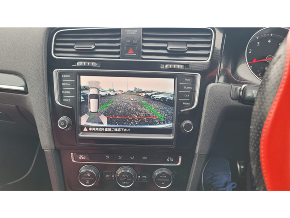 2016 Volkswagen Golf - image 17