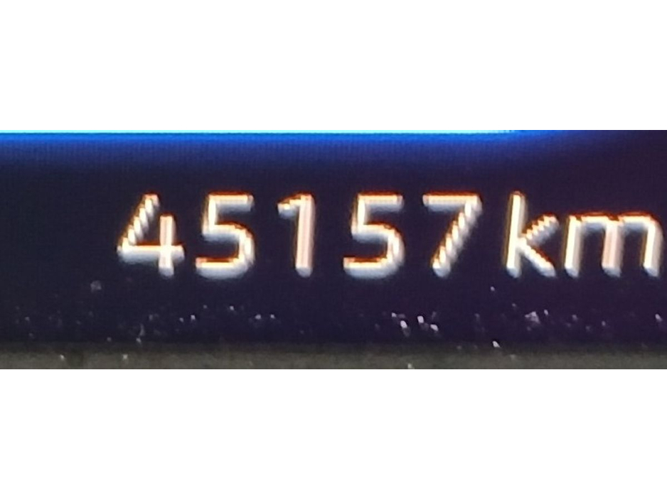 2023 Volkswagen T-Roc - image 11