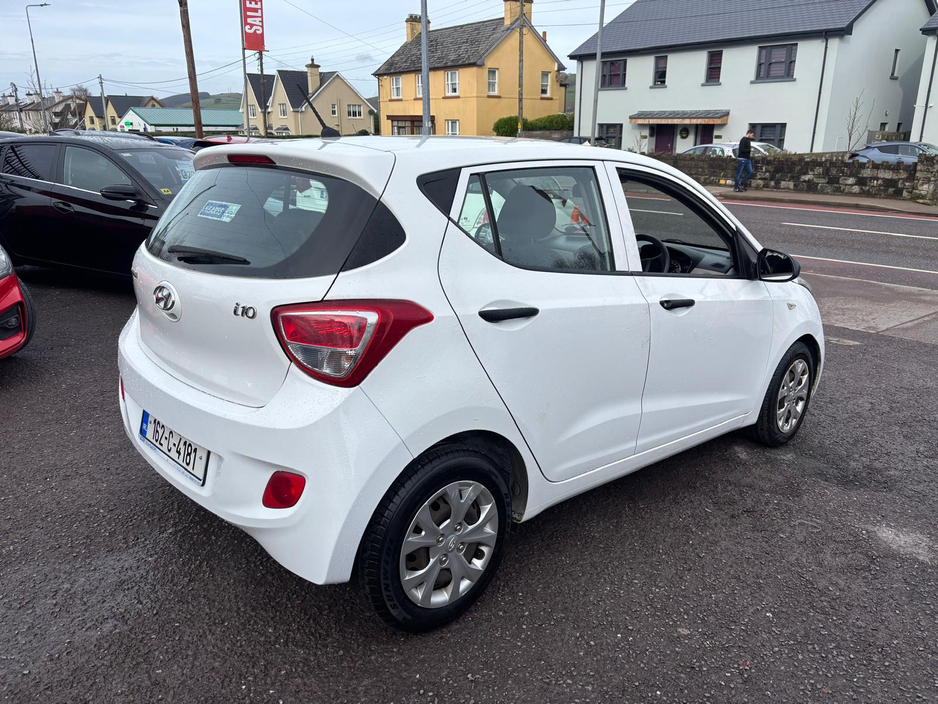 2016 Hyundai i10 - image 7
