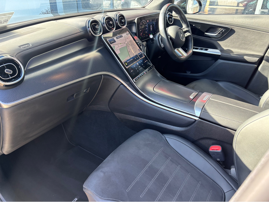 2024 Mercedes-Benz GLC Class - image 11