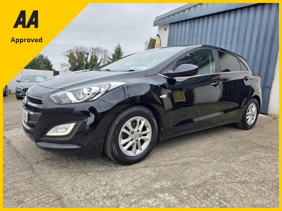 2015 Hyundai i30 - image 3