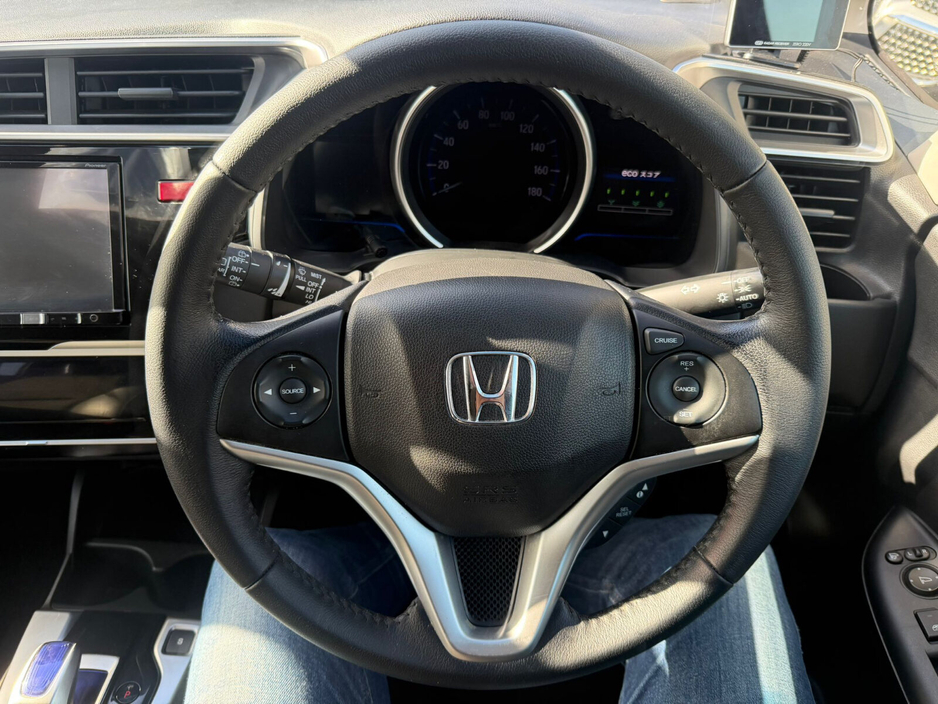 2017 Honda Fit - image 10