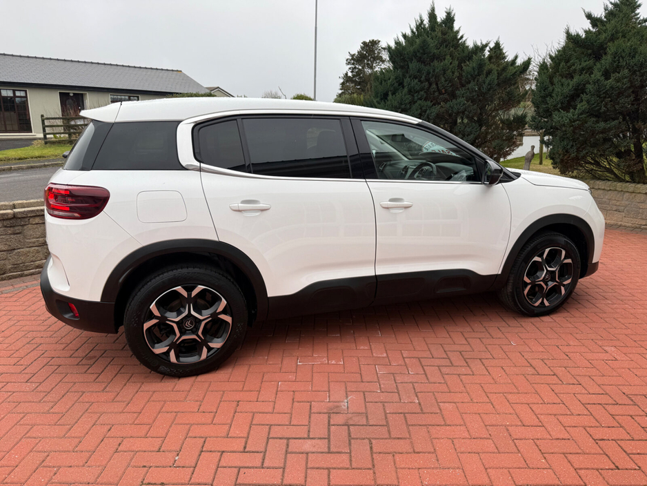 2023 Citroen C5 Aircross - image 12