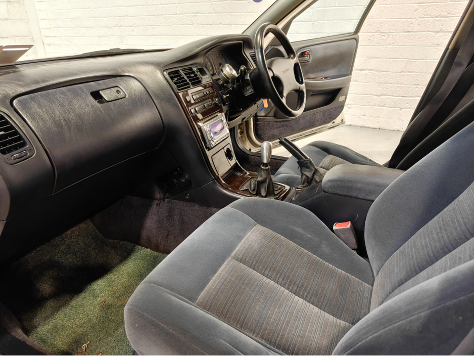 1993 Toyota Chaser - image 21