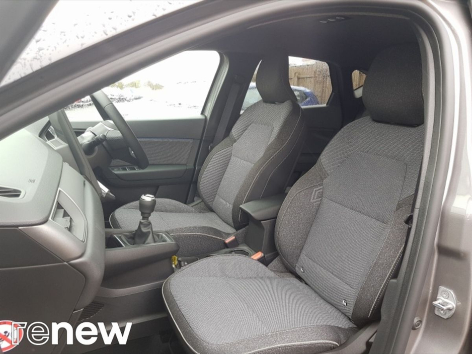 2026 Renault Captur - image 5