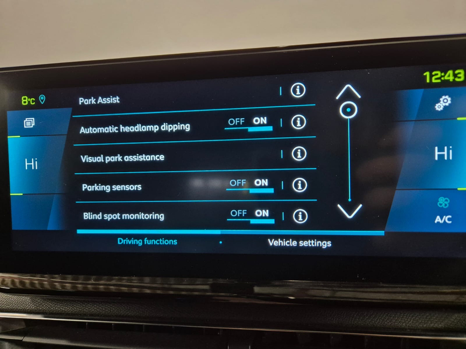 2022 Peugeot 3008 1.6PHEV 4x4, GT PREMIUM 225 BHP, ONLY 47000kms, FULL SERVICE HISTORY, SPOTLESS, GREAT VALUE €27,999