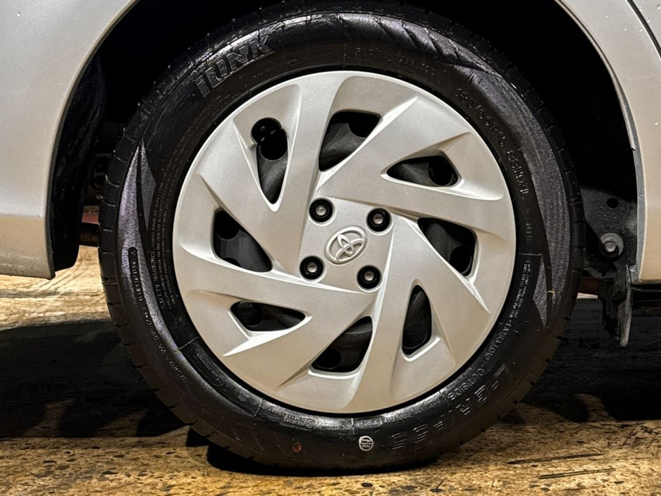 2020 Toyota Corolla FIELDER ESTATE - AUTOMATIC 1.5L HYBRID - PUSH BUTTON START/STOP - REAR CAMERA - HEATING / AC CONTROLS €15,950