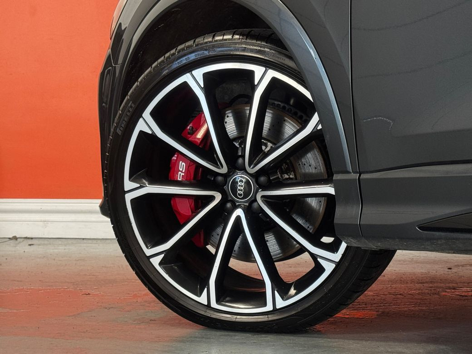 2022 Audi RS Q3 - image 6