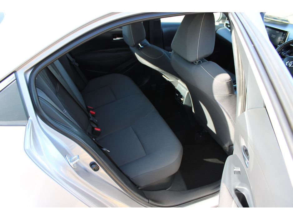 2021 Toyota Corolla - image 12