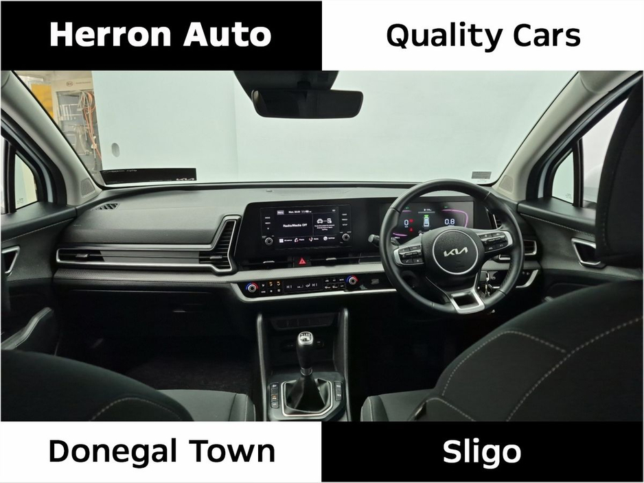 2022 Kia Sportage - image 8