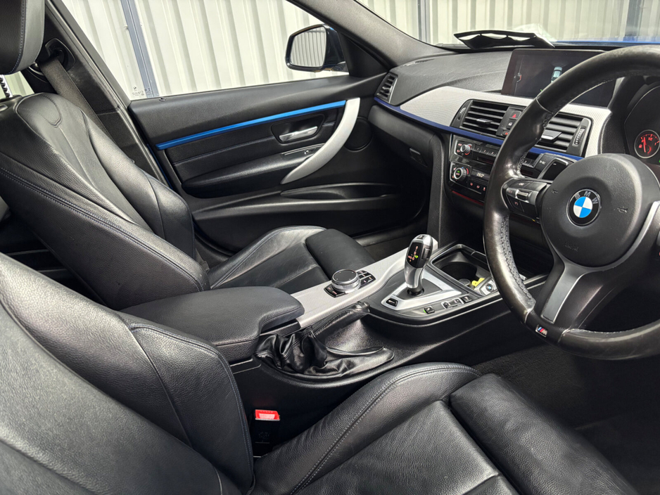 2017 BMW 3 Series - image 6