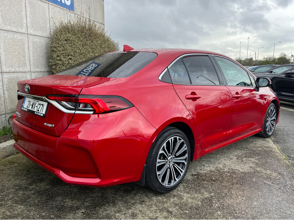 2021 Toyota Corolla - image 4