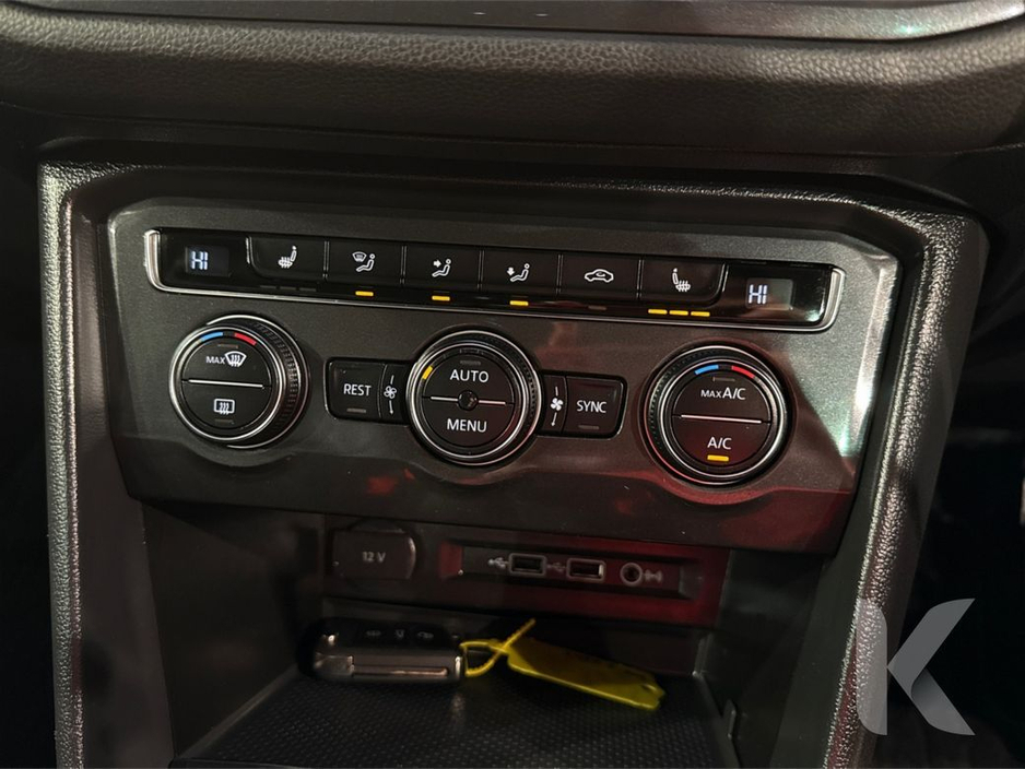 2018 Volkswagen Tiguan 2.0 TDI HIGH LINE 4WD - FULL BLACK LEATHER HEATED SEATS FRONT AND BACK - DIAMOND CUT FACTORY ALLOY WHEELS - CRUISE CONTROL - REVERSE CAMERA €29,950