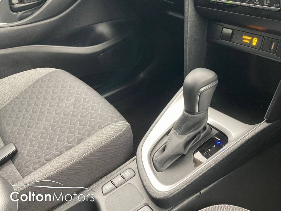 2024 Toyota Yaris Cross 1.5 Hybrid Luna €27,950