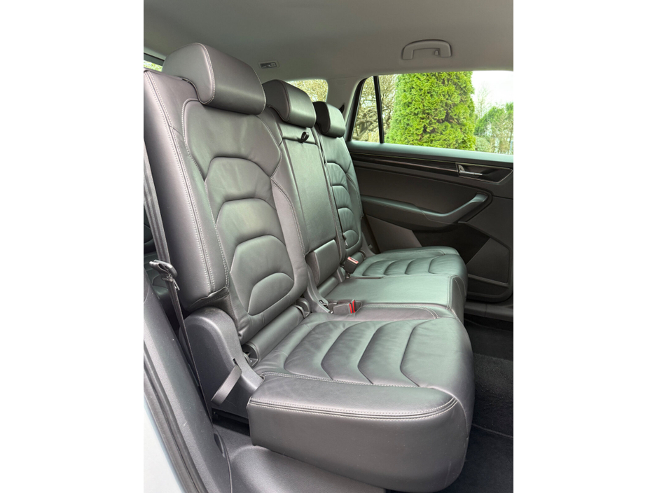 2020 Skoda Kodiaq - image 12