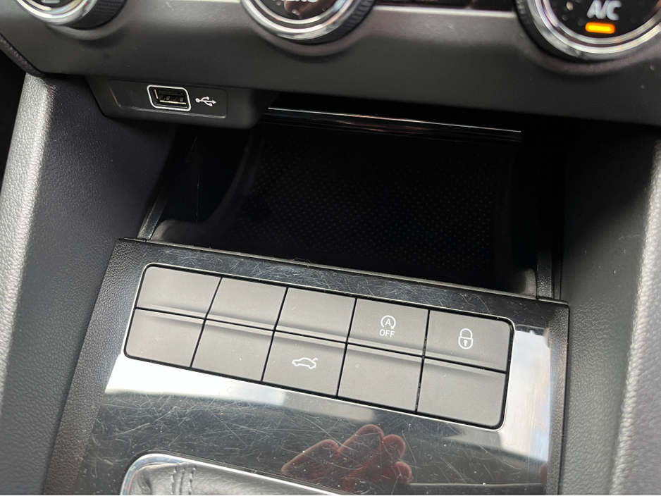 2018 Skoda Octavia COMBI STYLE AUTOMATIC 1.0 TSI 115HP //HIGH SPEC//SAT NAV//REVERSE CAMERA//LOW MILES// €17,950