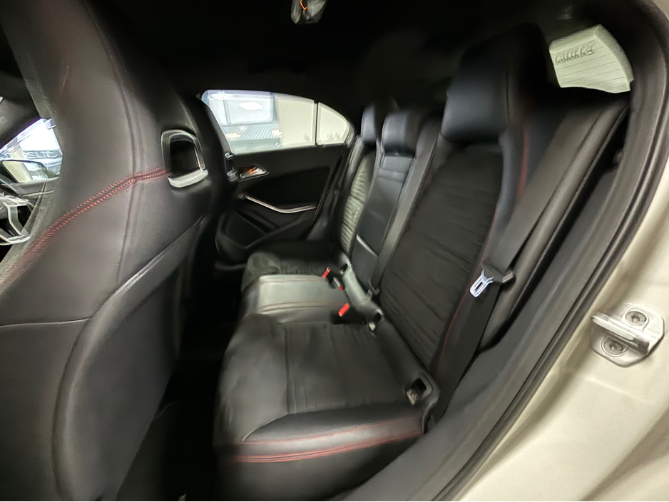 2013 Mercedes-Benz A Class - image 12