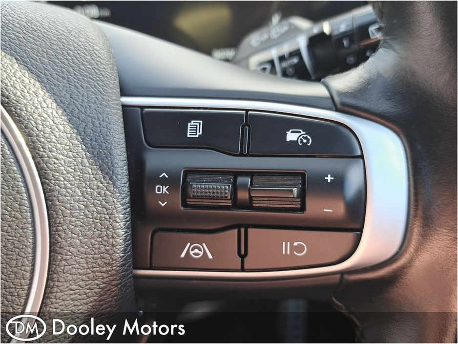 2022 Kia Sportage - image 23