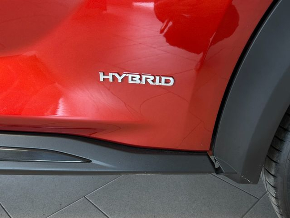 2025 Nissan Juke 1 6 HYB N Design Black EX €34,995