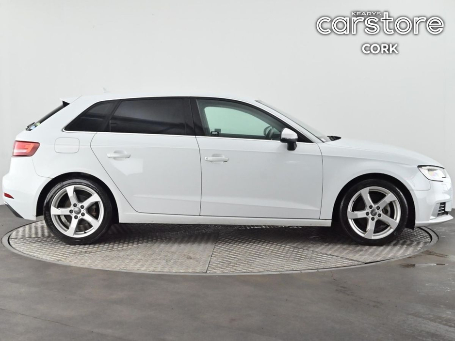 2017 Audi A3 1.4 TFSI Auto €17,880