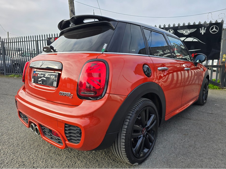 2020 MINI Cooper S - image 10