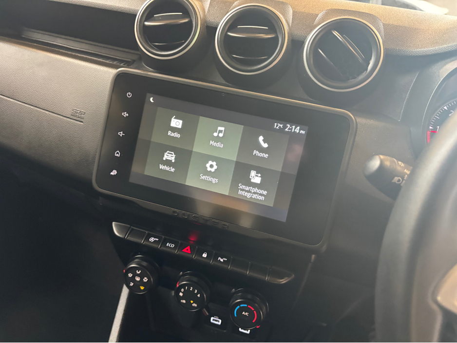 2023 Dacia Duster - image 9