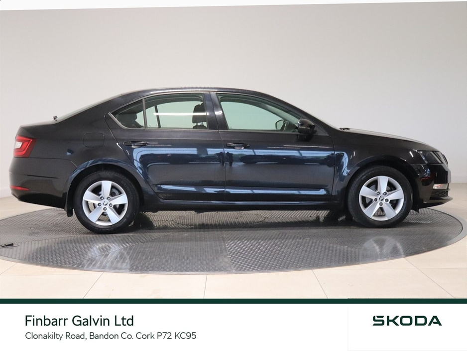 2018 Skoda Octavia - image 11