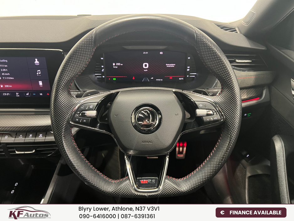 2023 Skoda Octavia - image 24