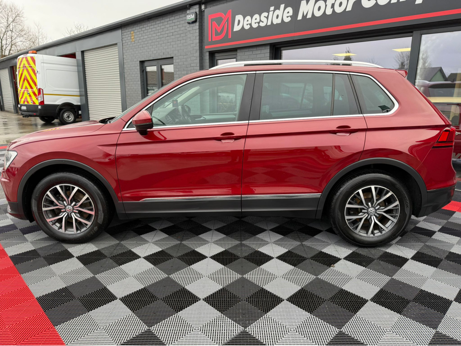 2017 Volkswagen Tiguan - image 21