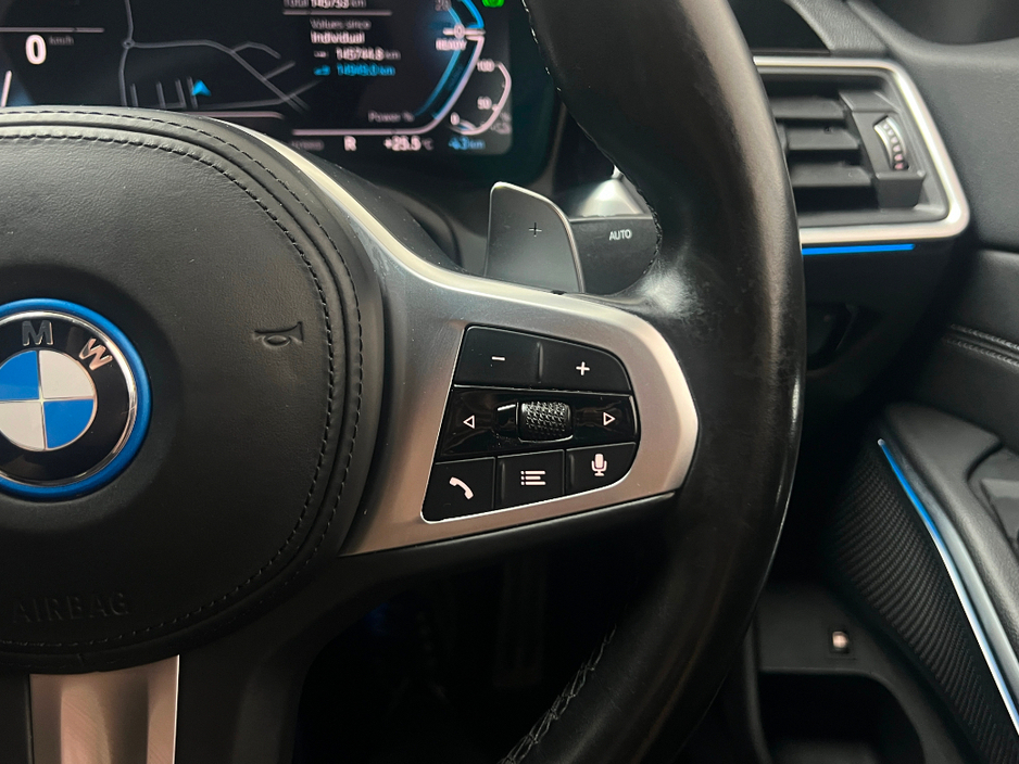 2022 BMW 3 Series 330E M SPORT €27,990