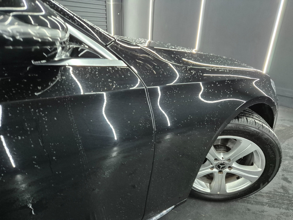 2018 Mercedes-Benz E Class - image 5