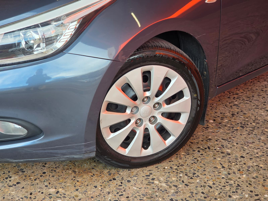 2014 Kia Ceed - image 8