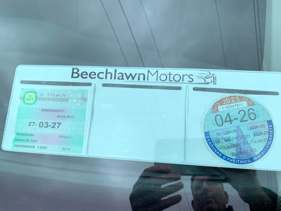 2019 Volkswagen T-Roc - image 9