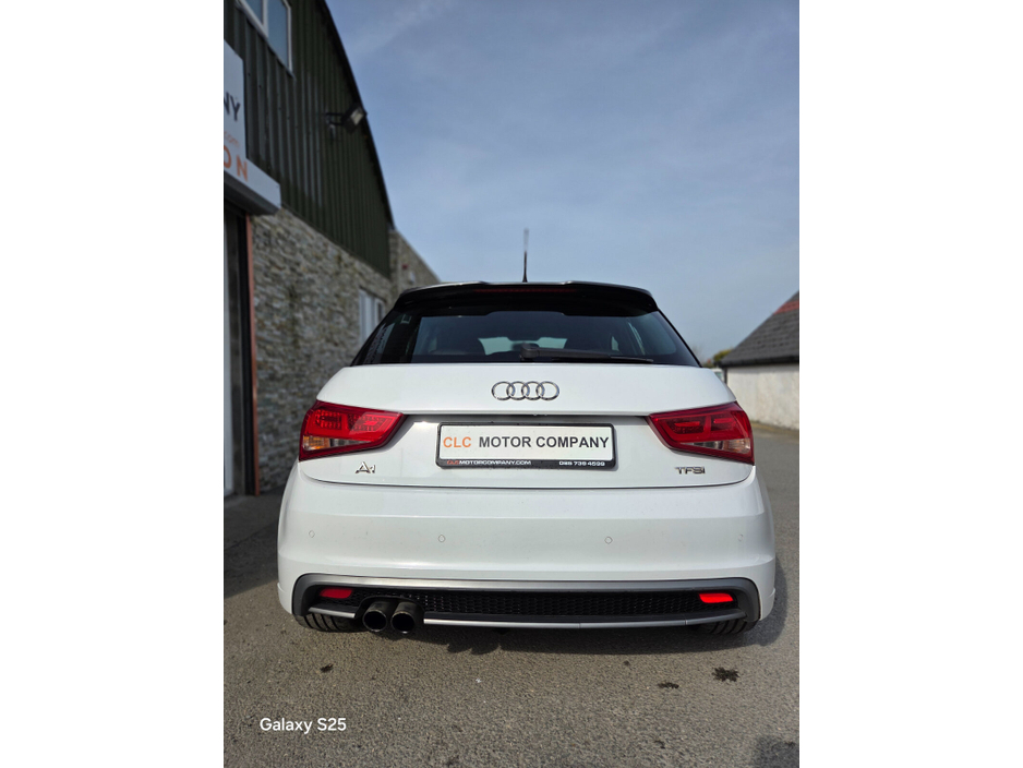 2012 Audi A1 - image 9