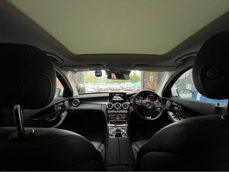 2016 Mercedes-Benz C Class - image 17