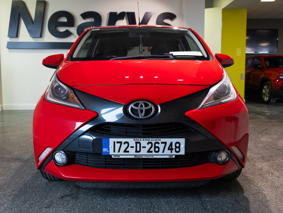 2017 Toyota Aygo - image 2