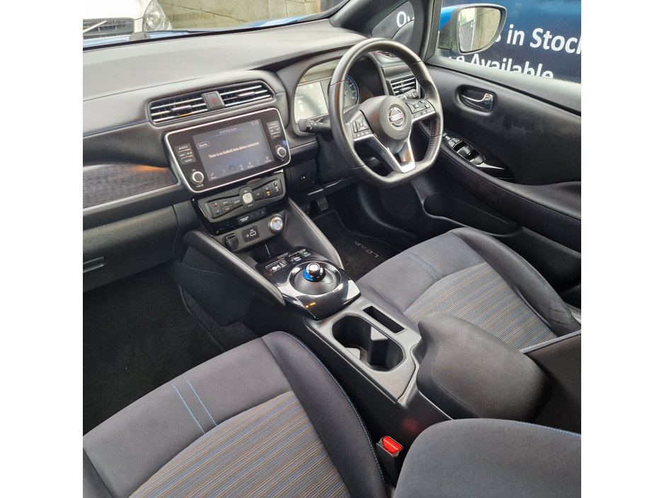 2021 Nissan Leaf - image 10